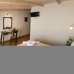 酒店 瓦西莉基湾酒店 3*