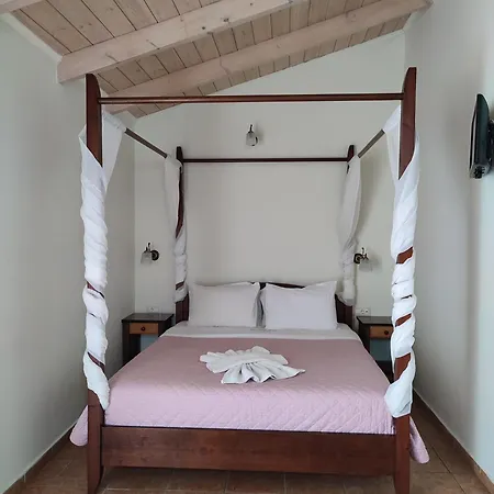 Ξενοδοχείο Bay 3*